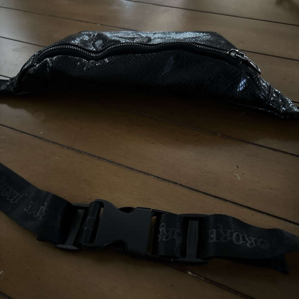 HP The Wizarding World of Harry Potter Universal Studios Death Eater Fanny Pack - Picture 6 of 8